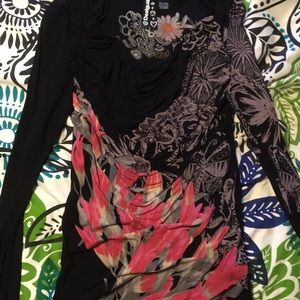 Desigual ruched side, draped neck floral shirt. XL